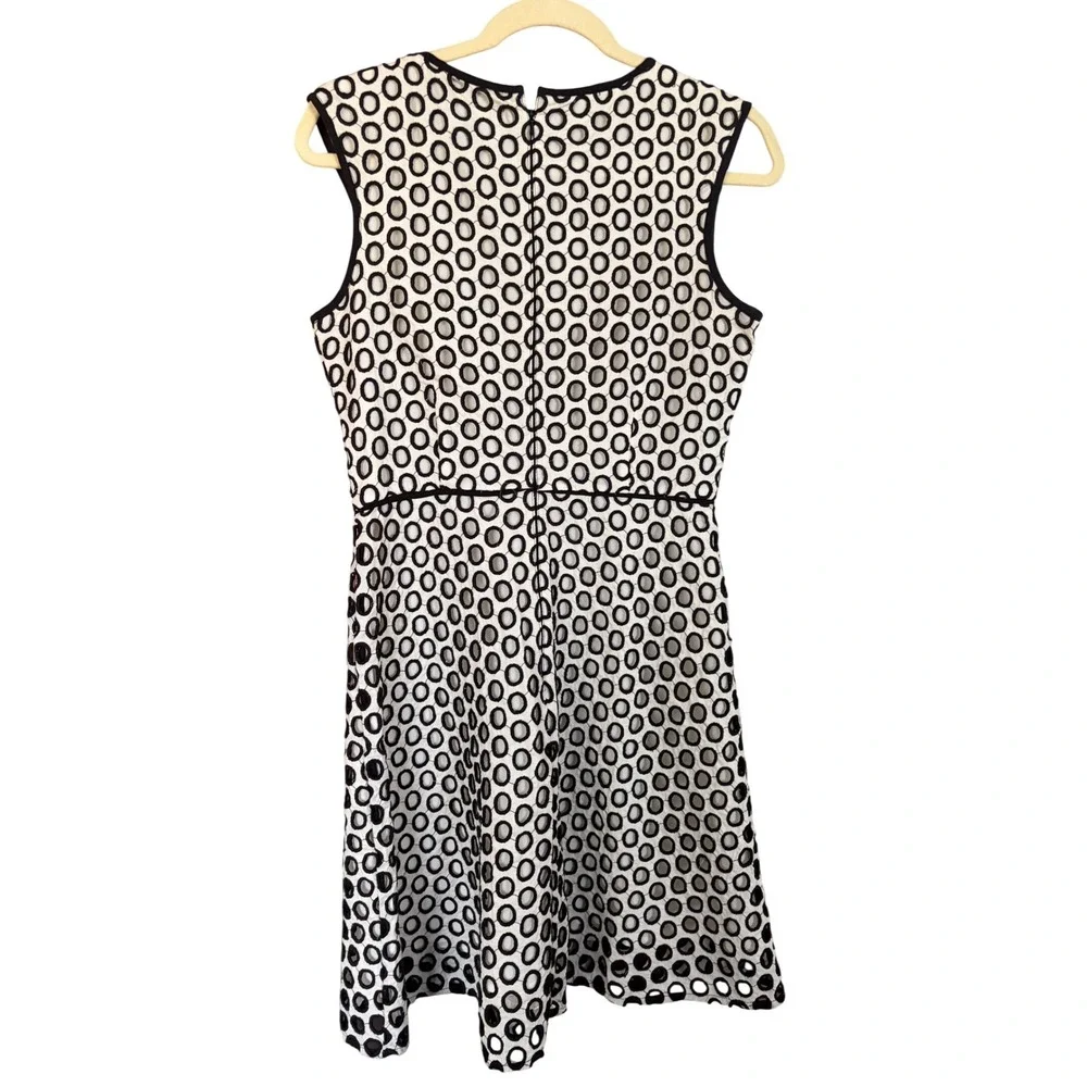 J. Crew Punch Out Eyelet Fit and Flare Dress 4‎ NwOT